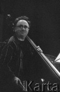 27.11.2004, Kalisz, Polska.
31. Międzynarodowy Festiwal Pianistów Jazzowych. Występują Vitold Rek i Vladislav Sendetzki. Na zdjęciu Vitold Rek.
Fot. Stanisław Kulawiak, zbiory Ośrodka KARTA