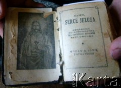 Brak daty, brak miejsca.
Książeczka do nabożeństwa z II poł. XIX w. Strona tytułowa.
Fot. NN, zbiory Archiwum Historii Mówionej Ośrodka KARTA i Domu Spotkań z Historią, udostępniła Genowefa Janukowicz w ramach projektu 