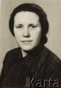 Brak daty, Białoruś.
Portret kobiety. Prawdopodobnie siostra Jana Skuriata, ojca Henryka Skuriata.
Fot. NN, zbiory Archiwum Historii Mówionej Ośrodka KARTA i Domu Spotkań z Historią, udostępnił Henryk Skuriat w ramach projektu 