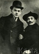 Pocz. XX wieku, Lwów, Galicja.
Włodzimierz Bryła, ojciec Bogusławy Bryły-Czerny, z przyjacielem - Marianem Bieleckim, aktorem Teatru Lwowskiego.
Fot. NN, zbiory Archiwum Historii Mówionej Ośrodka KARTA i Domu Spotkań z Historią, udostępniła Bogusława Bryła-Czerna w ramach projektu 