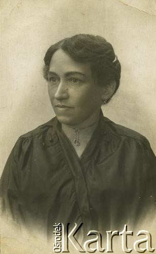 Ok. 1925, Lwów, Polska.
Hermina Bryła (z d. Gabriel) - babcia Bogusławy Bryły-Czerny. 
Fot. NN, zbiory Archiwum Historii Mówionej Ośrodka KARTA i Domu Spotkań z Historią, udostępniła Bogusława Bryła-Czerna w ramach projektu 