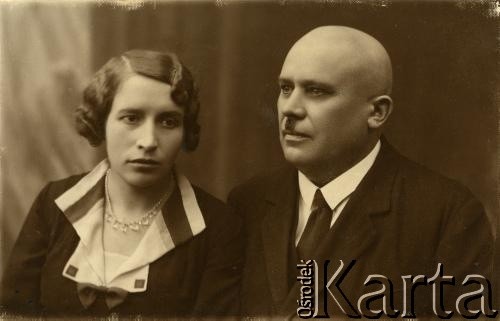 Listopad 1931, Lwów (?), Polska.
Rodzice Krystyny Angielskiej - Julianna i Ferdynand Angielscy po ślubie.
Fot. NN, zbiory Archiwum Historii Mówionej Ośrodka KARTA i Domu Spotkań z Historią, udostępniła Krystyna Angielska w ramach projektu 