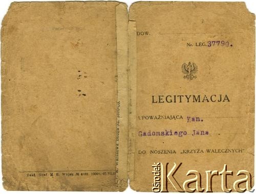 24.07.1921, Polska.
Legitymacja Jana Gadomskiego (ojca Ireny Gadomskiej, potem Jankowskiej) upoważanijaca do noszenia Krzyża Walecznych (strona 1/2).
Zbiory Archiwum Historii Mówionej Ośrodka KARTA i Domu Spotkań z Historią, udostępniła Irena Jankowska w ramach projektu 