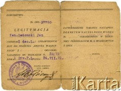 24.07.1921, Polska.
Legitymacja Jana Gadomskiego (ojca Ireny Gadomskiej, potem Jankowskiej) upoważanijaca do noszenia Krzyża Walecznych (strona 2/2).
Zbiory Archiwum Historii Mówionej Ośrodka KARTA i Domu Spotkań z Historią, udostępniła Irena Jankowska w ramach projektu 