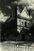 1920-1939, Pińsk, woj. poleskie, Polska.
Klasztor franciszkanów.
Fot. NN, zbiory Archiwum Historii Mówionej Ośrodka KARTA i Domu Spotkań z Historią, udostępniła Albina Smołko w ramach projektu 