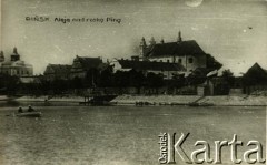 1920-1939, Pińsk, woj. poleskie, Polska.
Aleja nad rzeką Piną.
Fot. NN, zbiory Archiwum Historii Mówionej Ośrodka KARTA i Domu Spotkań z Historią, udostępniła Albina Smołko w ramach projektu 
