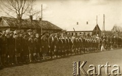 Lata 30., brak miejsca.
Obóz harcerski.
Fot. NN, zbiory Archiwum Historii Mówionej Ośrodka KARTA i Domu Spotkań z Historią, udostępniła Waleria Korolowa w ramach projektu 
