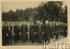 Lata 30., brak miejsca.
Obóz harcerski.
Fot. NN, zbiory Archiwum Historii Mówionej Ośrodka KARTA i Domu Spotkań z Historią, udostępniła Waleria Korolowa w ramach projektu 