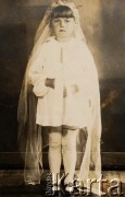 1942, Nowa Mysz, Białoruska SRR, ZSRR.
Pierwsza komunia święta Teresy Sienkiewicz.
Fot. NN, zbiory Archiwum Historii Mówionej Ośrodka KARTA i Domu Spotkań z Historią, udostępniła Teresa Sienkiewicz w ramach projektu 