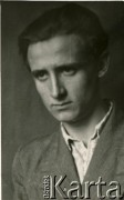 1950, Mińsk, Białoruska Socjalistyczna Republika Radziecka, Związek Socjalistycznych Republik Radzieckich.
Student Albert Butrym, który zginął w kopalni Uranu w Kazachstanie.
Fot. NN, zbiory Archiwum Historii Mówionej Ośrodka KARTA i Domu Spotkań z Historią, udostępniła Elżbieta Dołęga-Wrzosek w ramach projektu 