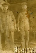 Przed 1914, Kanada.
Władysław Witwicki (z lewej) podczas pracy w kuźni.
Fot. NN, zbiory Archiwum Historii Mówionej Ośrodka KARTA i Domu Spotkań z Historią, udostępniła Maria Witwicka w ramach projektu 