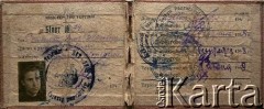 1948/1949, Lwów, Ukraińska SRR, ZSRR.
Legitymacja szkolna Anny Hryciw (z d. Romanow)
Zbiory Archiwum Historii Mówionej Ośrodka KARTA i Domu Spotkań z Historią, udostępniła Anna Hryciw w ramach projektu 
