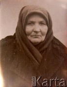 Lata 80., wieś Dubnicka, Białoruska SRR, ZSRR.
Emilia Magowska, matka Antoniny Magowskiej.
Fot. NN, zbiory Archiwum Historii Mówionej Ośrodka KARTA i Domu Spotkań z Historią, udostępniła Antonina Magowska w ramach projektu 