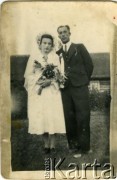1947, brak miejsca.
Fotografia ślubna Zofii Macur.
Fot. NN, zbiory Archiwum Historii Mówionej Ośrodka KARTA i Domu Spotkań z Historią, udostępniła Katarzyna Duniec w ramach projektu 