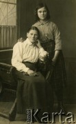 Przed 1939, brak miejsca.
Zdjęcie rodzinne ze zbiorów Anny Bogowicz.
Fot. NN, zbiory Archiwum Historii Mówionej Ośrodka KARTA i Domu Spotkań z Historią, udostępniła Anna Bogowicz w ramach projektu 