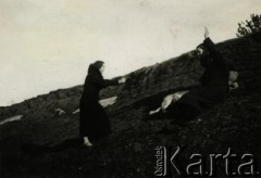 Przed 1939, brak miejsca.
Zdjęcie pozowane. Fotografia z rodzinnego archiwum Felicji Błaszkiewicz.
Fot. NN, zbiory Archiwum Historii Mówionej Ośrodka KARTA i Domu Spotkań z Historią, udostępniła Felicja Błaszkiewicz w ramach projektu 