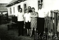 Po 1950 r., Związek Socjalistycznych Republik Radzieckich.
Fotografia rodzinna ze zbiorów Julii Filarowskiej z domu Szedo.
Fot. NN, zbiory Archiwum Historii Mówionej Ośrodka KARTA i Domu Spotkań z Historią, udostępniła Julia Filarowska w ramach projektu 
