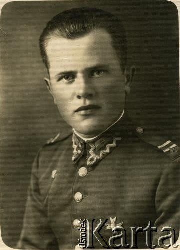 Lata 20., Polska.
Józef Jednoróg, brat matki Danuty Turkiewicz, kolejarz.
Fot. NN, zbiory Archiwum Historii Mówionej Ośrodka KARTA i Domu Spotkań z Historią, udostępniła Danuta Turkiewicz w ramach projektu 