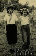 Brak daty, brak miejsca.
Portret dziewczynek.
Fot. NN, zbiory Archiwum Historii Mówionej Ośrodka KARTA i Domu Spotkań z Historią, udostępniła Bronisława Kaczyńska w ramach projektu 
