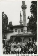 Lata 70., Krym - Bachczyseraj, Ukraińska SSR.
Jadwiga Achrem na wczasach (2. z lewej, górny rząd).
Fot. NN, zbiory Archiwum Historii Mówionej Ośrodka KARTA i Domu Spotkań z Historią, udostępniła Jadwiga Achrem w ramach projektu 