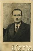 10.10.1947, Mińsk,  Białoruska SRR, ZSRR.
Zdjęcie wuja Jadwigi Achrem – Wincentego Achrem. W. Achrem po II wojnie światowej wyemigrował do USA.
Fot. NN, zbiory Archiwum Historii Mówionej Ośrodka KARTA i Domu Spotkań z Historią, udostępniła Jadwiga Achrem w ramach projektu 