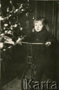 Lata 60., Iwieniec, Białoruska SRR, ZSRR.
Jan Kot, syn Wandy Kot.
Fot. NN, zbiory Archiwum Historii Mówionej Ośrodka KARTA i Domu Spotkań z Historią, udostępniła Krystyna Wanda Kot w ramach projektu 