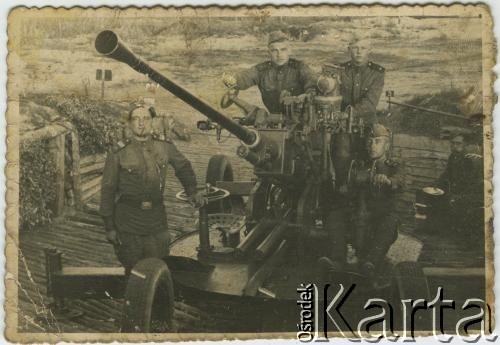 Lata 70., Moskwa, ZSRR.
Stanisław Bielakiewicz, syn Julii Bielakiewicz w wojsku.
Fot. NN, zbiory Archiwum Historii Mówionej Ośrodka KARTA i Domu Spotkań z Historią, udostępniła Julia Bielakiewicz w ramach projektu 