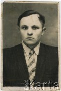Lata 60., Mościska, Ukraińska SRR, ZSRR.
Portret Stanisława Kawałka.
Fot. NN, zbiory Archiwum Historii Mówionej Ośrodka KARTA i Domu Spotkań z Historią, udostępnił Stanisław Kawałek w ramach projektu 