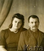 Lata 20., Słonim, woj. nowogródzkie, Polska.
Aleksander Brancewicz, ojciec Leokadii Woronko z córką Zofią.
Fot. NN, zbiory Archiwum Historii Mówionej Ośrodka KARTA i Domu Spotkań z Historią, udostępniła Leokadia Woronko w ramach projektu 