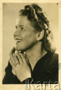 Lata 30., Wilno, Polska.
Portret Stanisławy Harkawy.
Fot. NN, zbiory Archiwum Historii Mówionej Ośrodka KARTA i Domu Spotkań z Historią udostępniła Helena Pietrakowa w ramach projektu 
