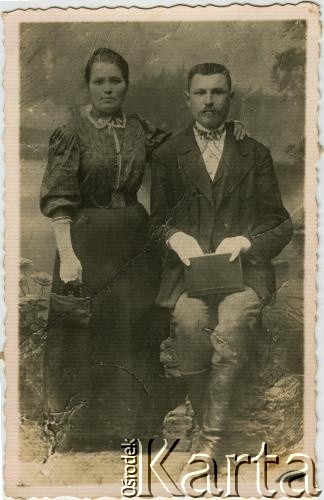 Przed 1918, brak miejsca.
Fotografia rodzinna ze zbiorów Dany Iwanowskiej.
Fot. NN, zbiory Archiwum Historii Mówionej Ośrodka KARTA i Domu Spotkań z Historią, udostępniła Dana Iwanowska w ramach projektu 