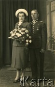 1938/1939, brak miejsca.
Portret plutonowego Wojska Polskiego z żoną.
Fot. NN, zbiory Archiwum Historii Mówionej Ośrodka KARTA i Domu Spotkań z Historią, udostępniła Janina Pawłowska w ramach projektu 
