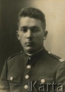 1936-1939, brak miejsca.
Portret kaprala Wojska Polskiego.
Fot. NN, zbiory Archiwum Historii Mówionej Ośrodka KARTA i Domu Spotkań z Historią, udostępniła Janina Pawłowska w ramach projektu 
