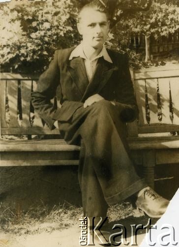 Lata 50., Litewska SRR, ZSRR.
Ryszard Januszkiewicz, mąż Ludwiki Januszkiewicz z d. Andruszkiewicz).
Fot. NN, zbiory Archiwum Historii Mówionej Ośrodka KARTA i Domu Spotkań z Historią, udostępniła Ludwika Januszkiewicz w ramach projektu 