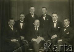 Przed 1939, brak miejsca.
Zdjęcie grupowe.
Fot. NN, zbiory Archiwum Historii Mówionej Ośrodka KARTA i Domu Spotkań z Historią, udostępniła Maria Magalińska w ramach projektu 