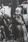 Ok. 1900, Adampol (Polonezköy), Imperium Osmańskie.
Ignacy Kępka z żoną Elżbietą (z d. Rosolak).
Fot. NN, zbiory Archiwum Historii Mówionej Ośrodka KARTA i Domu Spotkań z Historią, udostępnił Antoni Dochoda w ramach projektu 