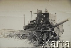 1959, Mołdawska SRR, ZSRR.
Karol Kotulewicz na kombajnie w szkole mechanicznej.
Fot. NN, zbiory Archiwum Historii Mówionej Ośrodka KARTA i Domu Spotkań z Historią, udostępnił Karol Kotulewiczw ramach projektu 