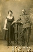 Ok. 1920, Polska.
Portret kobiety i mężczyzny.
Fot. NN, zbiory Archiwum Historii Mówionej Ośrodka KARTA i Domu Spotkań z Historią, udostępnił Bronisław Łotoczko w ramach projektu 
