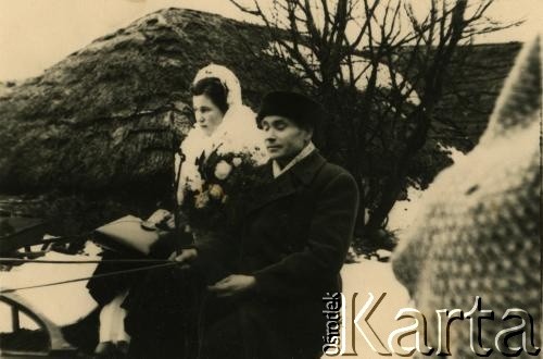 1954, Turmonty, ZSRR.
Żona Bronisława Łotoczki w dniu ich ślubu.
Fot. NN, zbiory Archiwum Historii Mówionej Ośrodka KARTA i Domu Spotkań z Historią, udostępnił Bronisław Łotoczko w ramach projektu 