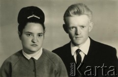 Lata 60., ZSRR.
Portret Stanisława Baraniuka z żoną.
Fot. NN, zbiory Archiwum Historii Mówionej Ośrodka KARTA i Domu Spotkań z Historią, udostępnił Stanisław Baraniuk w ramach projektu 