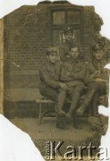 Lata 20., brak miejsca.
Portret zbiorowy żołnierzy.
Fot. NN, zbiory Archiwum Historii Mówionej Ośrodka KARTA i Domu Spotkań z Historią, udostępnił Stanisław Baraniuk w ramach projektu 