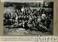 29-30.07.1929, Czerniowce, Królestwo Rumunii., Królestwo Rumunii.
III Ludowy Zjazd Polaków w Czerniowcach. Na zdjeciu znajduj1 sie m.in. delegaci z Kaczyka, Królestwo Rumunii - Emil Markiewicz, Piotr Nawrocki, Walerian Grudnicki, Antoni Gura, ks. Biebrzycki.
Fot. NN, zbiory Archiwum Historii Mówionej Oorodka KARTA i Domu Spotkan z Histori1, udostepni3 Dom Polski w Kaczyce w ramach projektu 