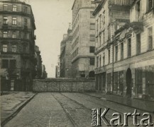 1940-1943, Warszawa, Polska.
Mur okalający getto.
Fot. NN, Instytut Polski i Muzeum im. gen. Sikorskiego w Londynie [szuflada 56, okupacja niemiecka - uzupełnienie].