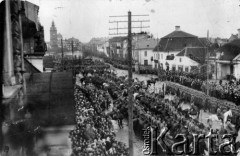 11.11.1920, Białystok, Polska.
Defilada z okazji święta odzyskania niepodległości.
Fot. NN, zbiory Ośrodka KARTA, udostępnił Gustaw Sobolewski
