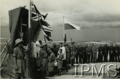 11.11.1940, Latrun, Palestyna.
Obchody Święta Niepodległości. Msza święta z udziałem żołnierzy Brygady Strzelców Karpackich.
Fot. NN, Instytut Polski i Muzeum im. gen. Sikorskiego w Londynie [szuflada NI].