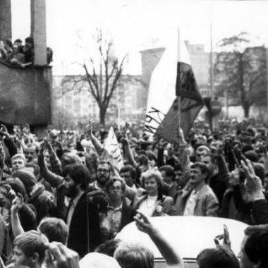 Fotografia z kolekcji tematycznej: niezależna manifestacja w Szczecinie w dniu 1 maja 1983 roku