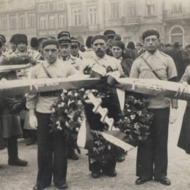 Fotografia z kolekcji tematycznej: pogrzeb Romana Dmowskiego